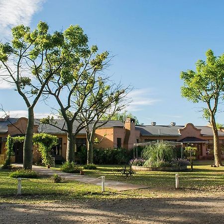 Pampas Del Sur Hotel Y Spa De Campo Canuelas Luaran gambar