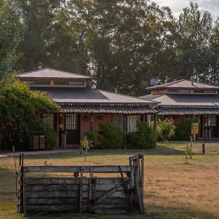 Pampas Del Sur Hotel Y Spa De Campo Canuelas Luaran gambar