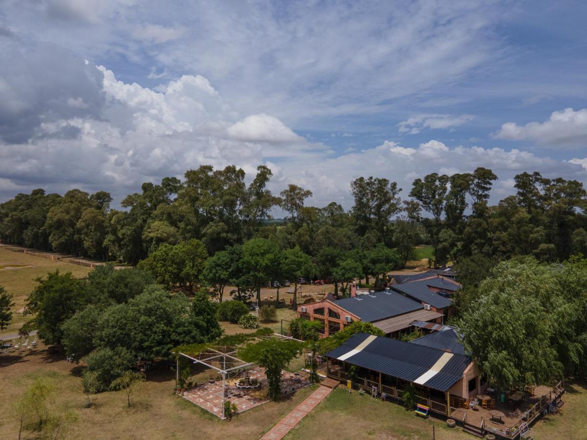 Pampas Del Sur Hotel Y Spa De Campo Canuelas Luaran gambar
