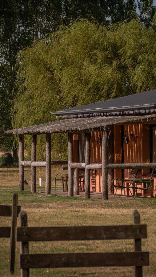 Pampas Del Sur Hotel Y Spa De Campo Canuelas Luaran gambar